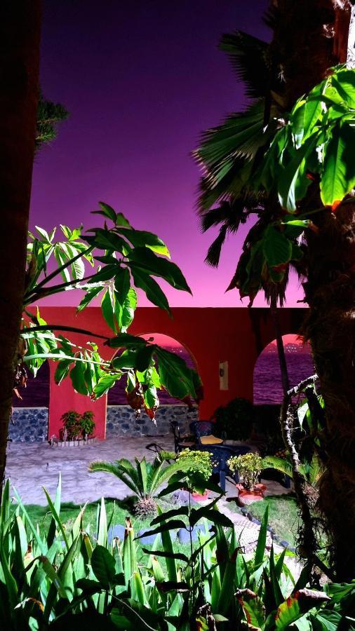 Chez Coumbis Acomodação com café da manhã Gorée Exterior foto